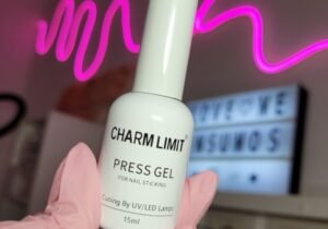Press gel charm LIMIT